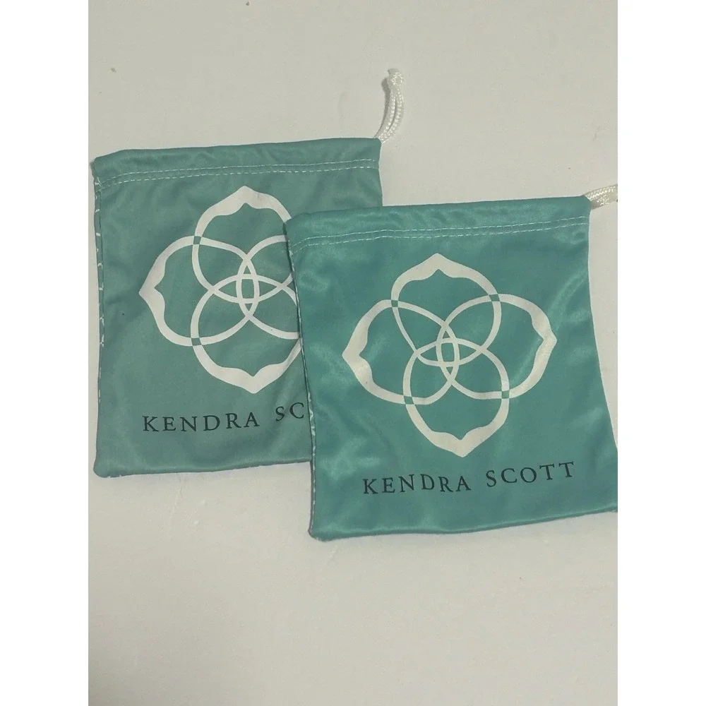 Kendra Scott kendra scott